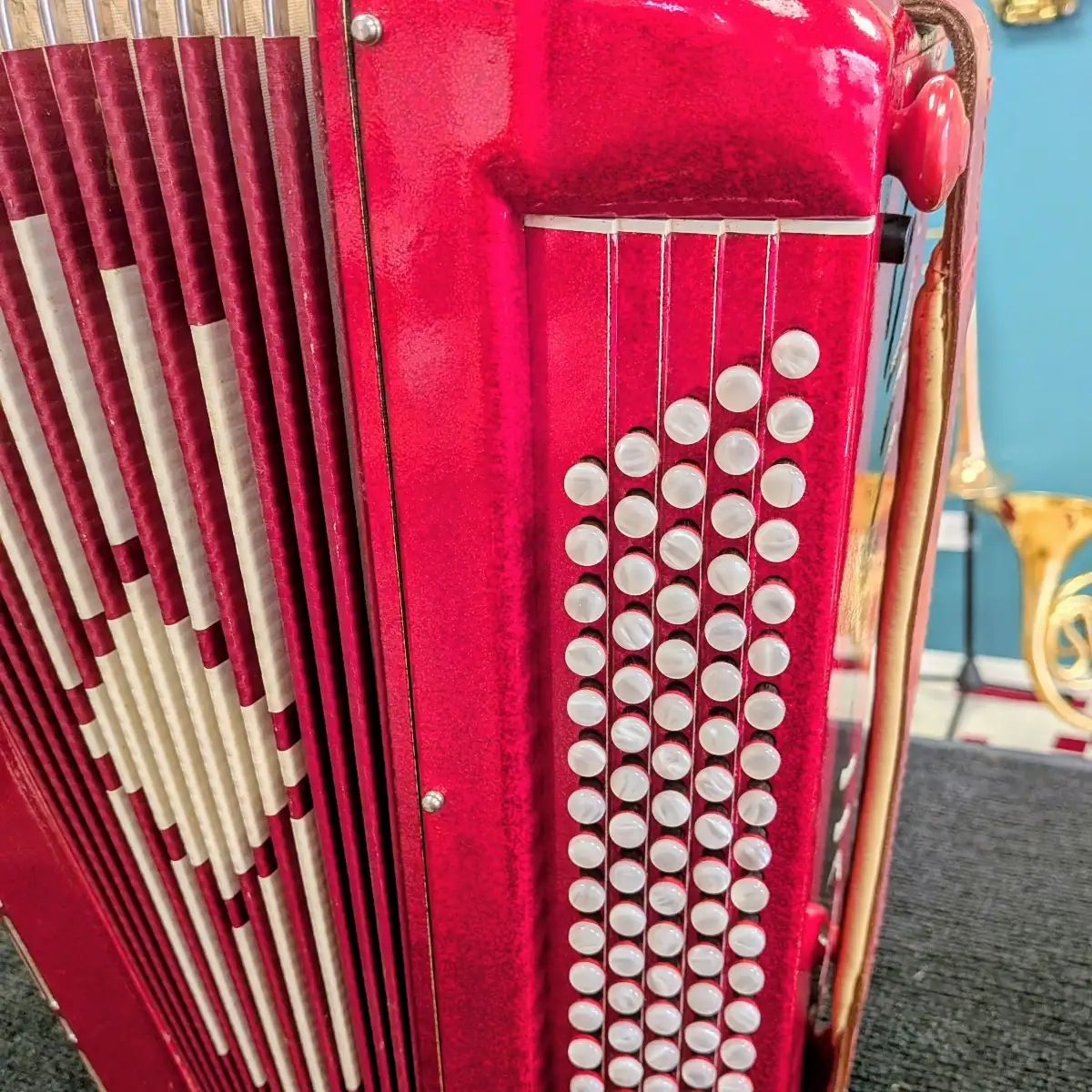 Accordéon Crucianelli rouge